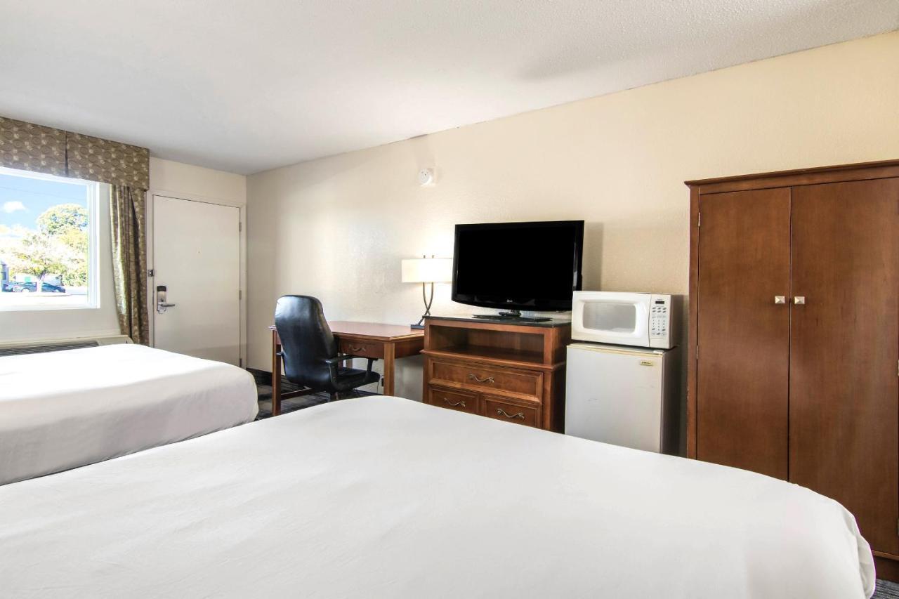 Americas Best Value Inn Perry Luaran gambar